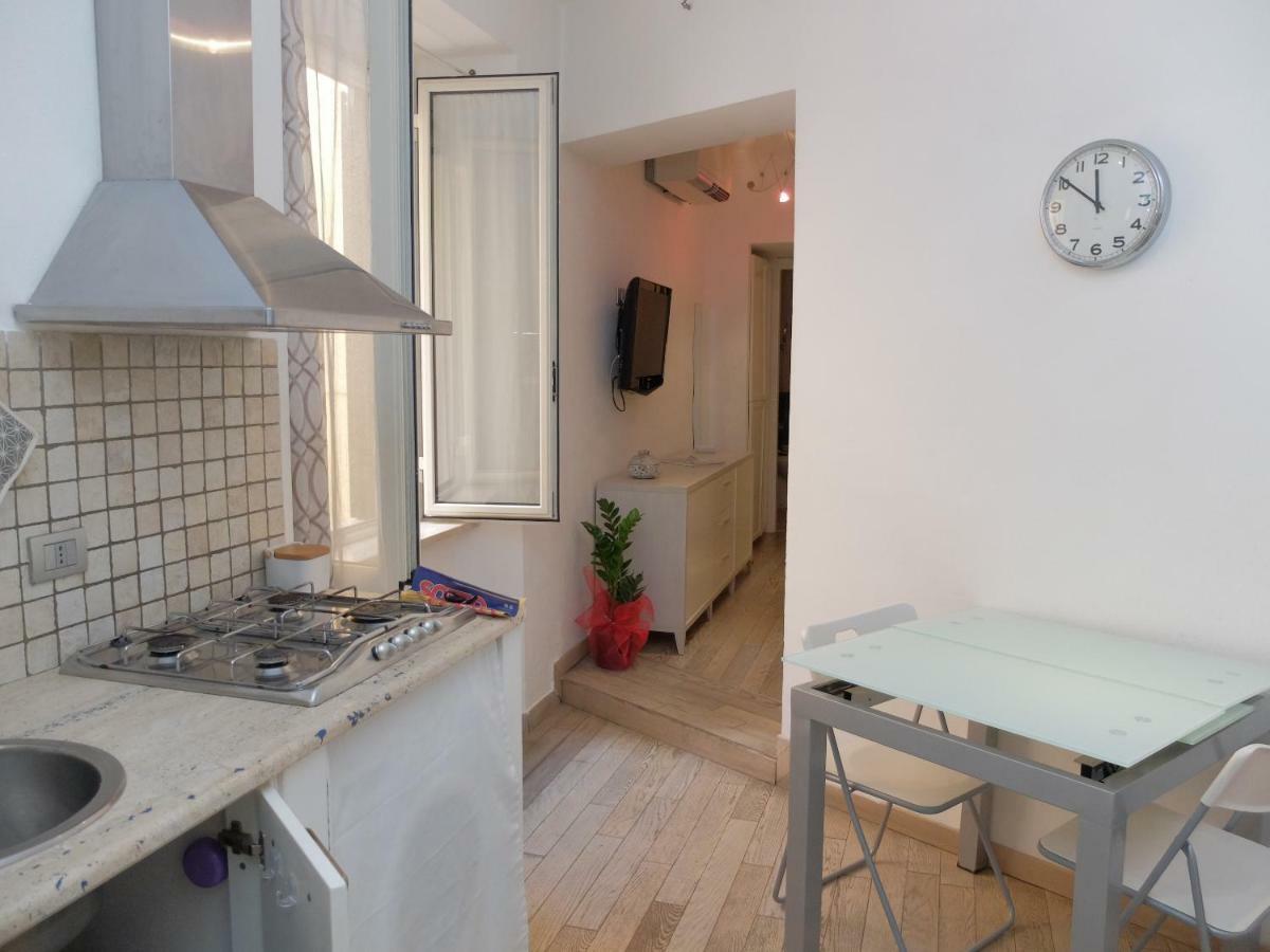 Little White House Appartement Porto Santo Stefano  Buitenkant foto