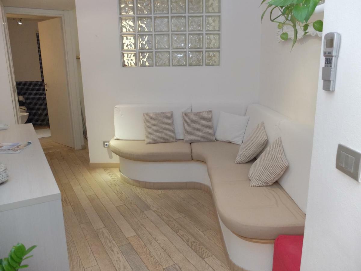 Little White House Appartement Porto Santo Stefano  Buitenkant foto